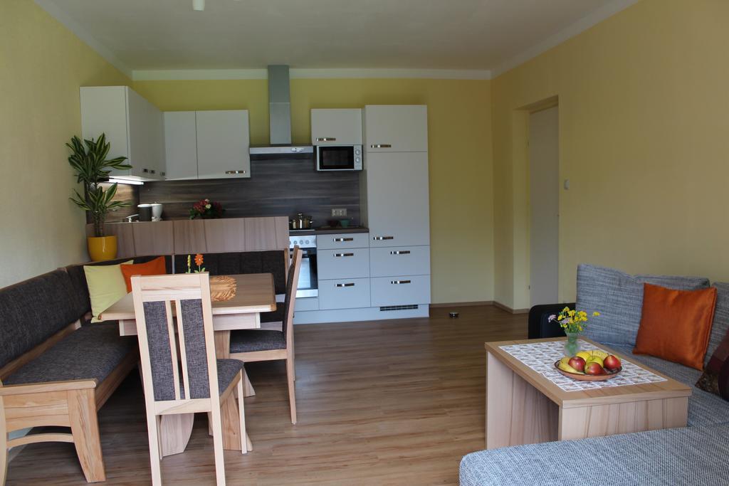 Pension & Ferienwohnung Sonnleiten Гнезау Экстерьер фото